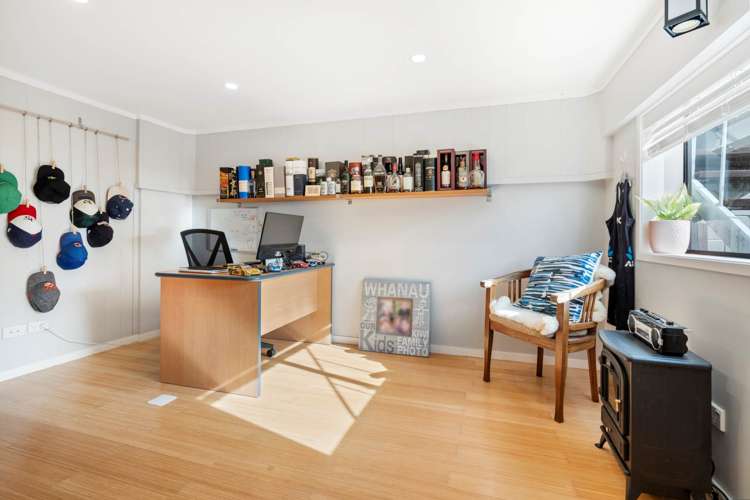 8 Robin Lane Browns Bay_14