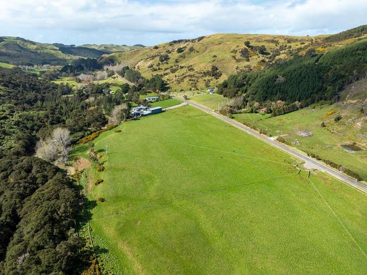 Lot Lot 1 and 4/5676 Masterton Castlepoint Road_5