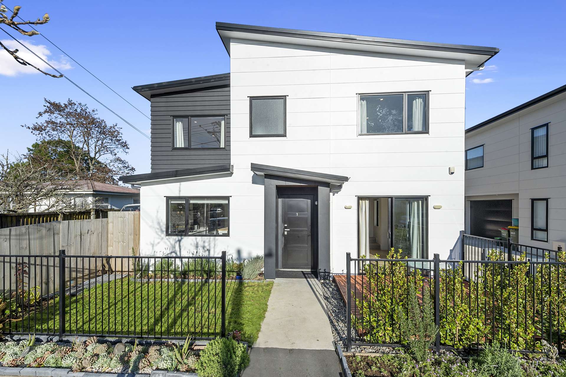 1/11 Gazeley Avenue Silverdale_0