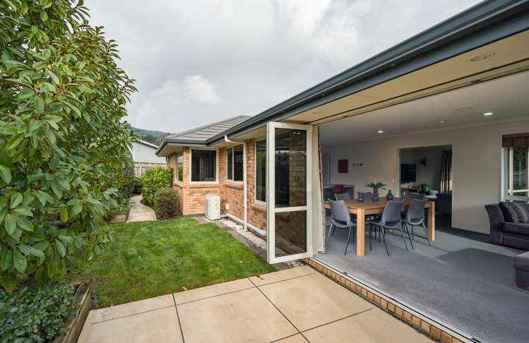 14 Cambelldon Crescent Stoke_17