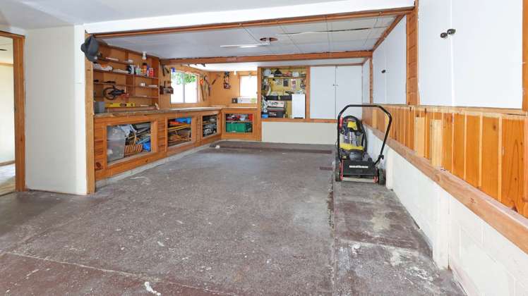 9 Leo Street Glen Eden_17