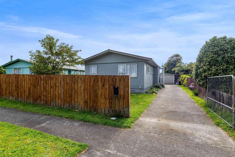 152 Brecon Road Stratford_17