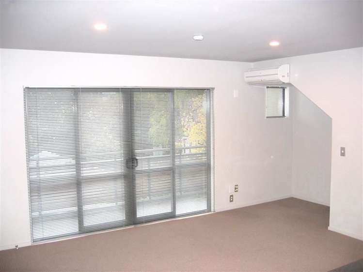 4/38 Brockworth Place Riccarton_3