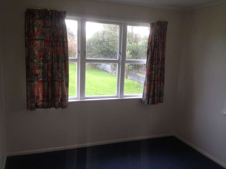 6 Derrett Place Mangere Bridge_10