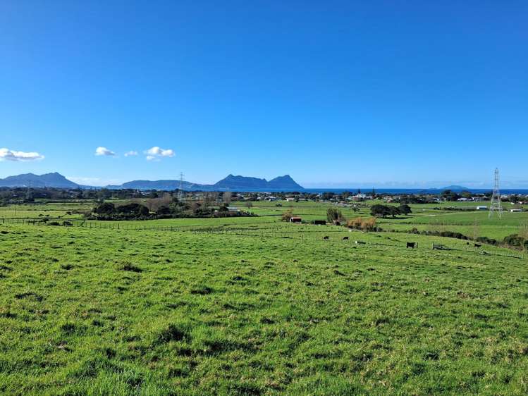 169 Sandford Road Ruakākā_8