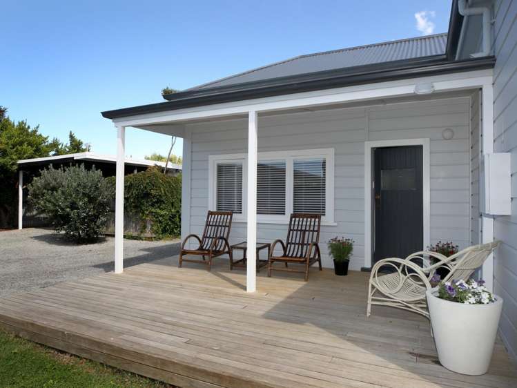 705 Collinge Road Mayfair_1