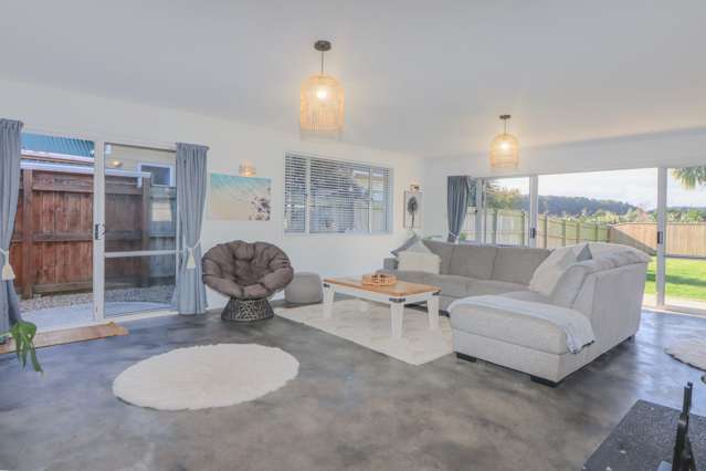 35 Thomas Place Foxton Beach_2