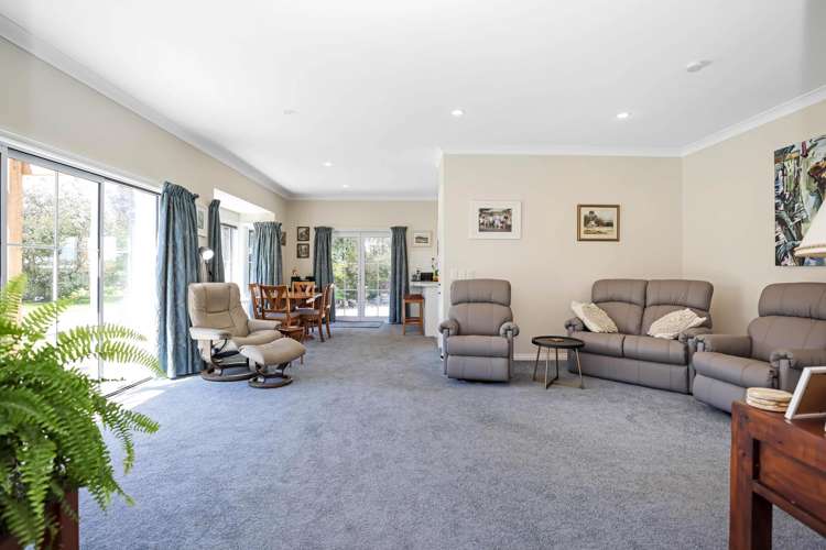 1 Farm Road Allenton_7