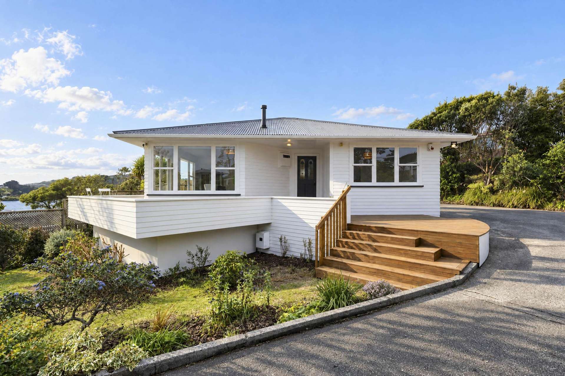 189 Helston Road Paparangi_0