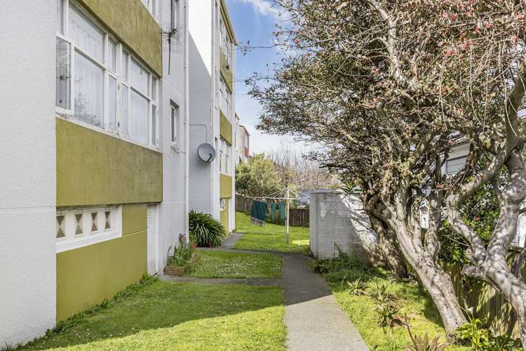 5/25 Te Wharepouri Street Berhampore_13