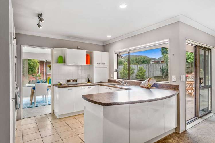 75 Kuripaka Crescent The Gardens_4