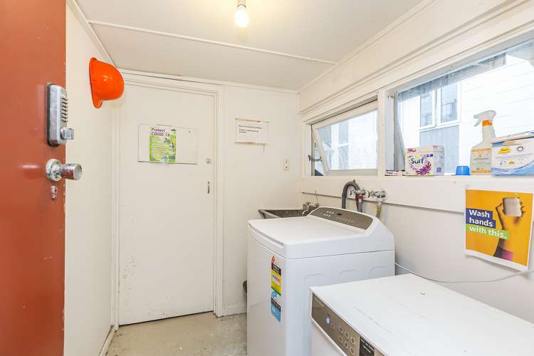 2d/20 Maarama Crescent Aro Valley_11