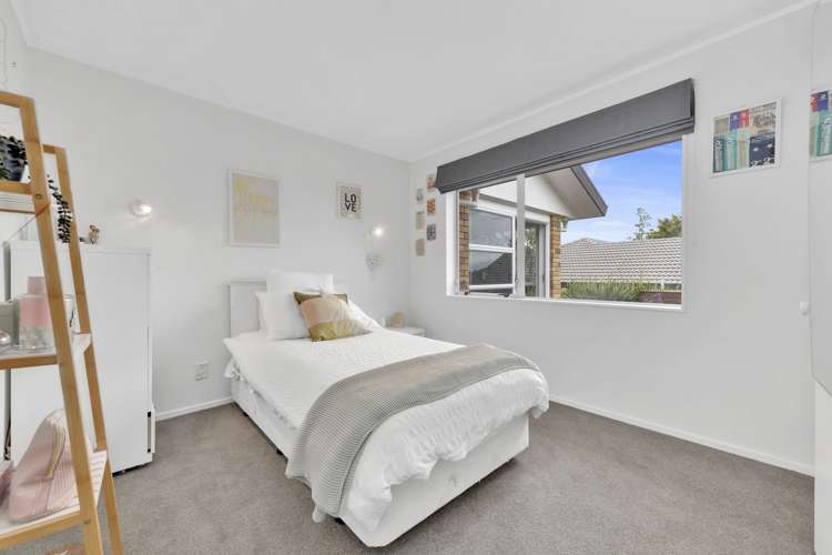 11 Ayrshire Place Somerville_16