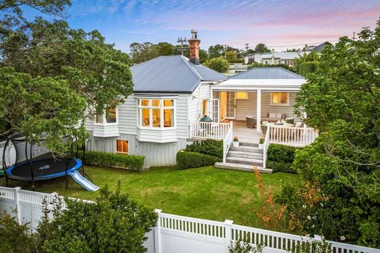 Bachelor NZ stars Art and Matilda shed ‘happy tears’ after their house sells for $1.26m