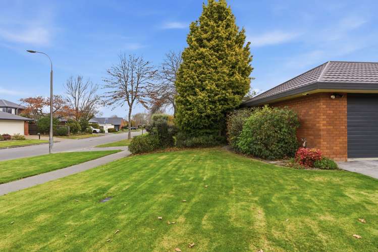 12 Hatfield Place Avonhead_35