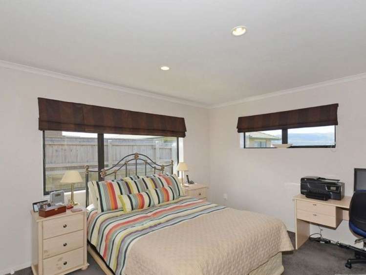 52 Percy Kinsman Crescent Riverstone Terraces_9