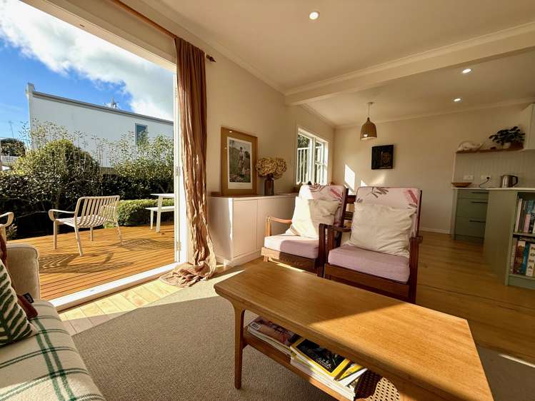 19 Lorenzen Bay Road Raglan_10