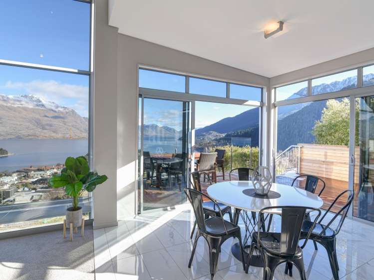 31 Belfast Terrace Queenstown_5