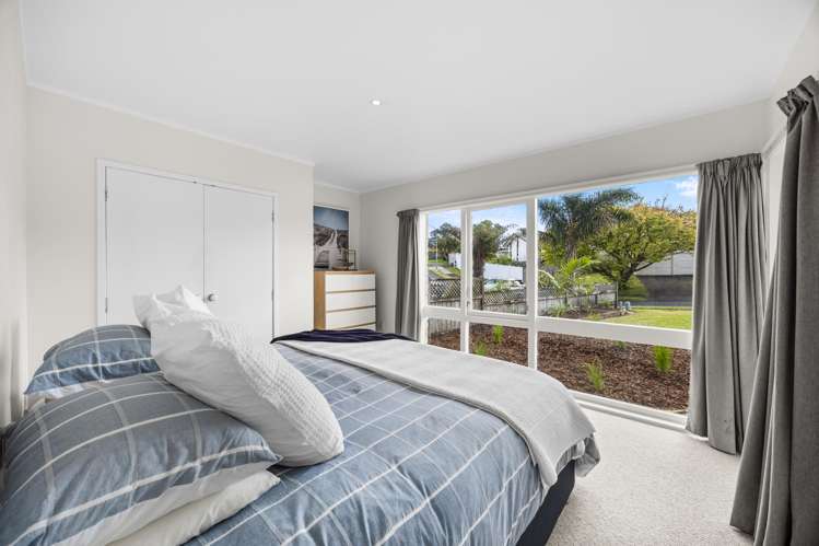 9 Tyrian Close Half Moon Bay_17