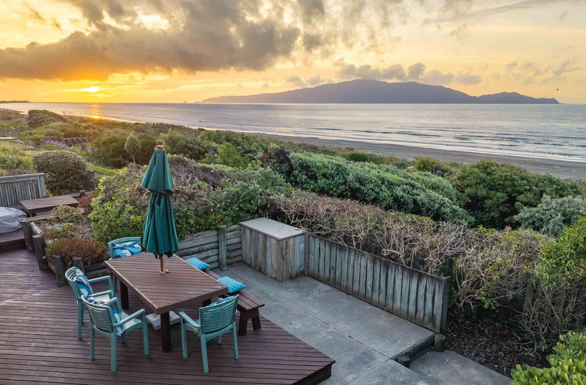 93 Field Way Waikanae Beach_0