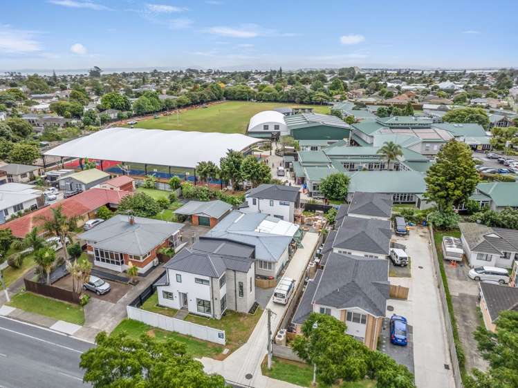 56 McKean Avenue Manurewa_7