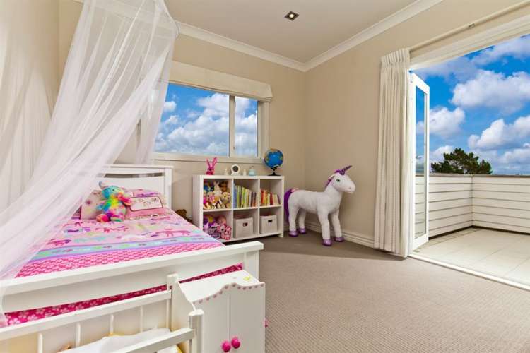 4 Bernard Magnus Lane Greenhithe_19