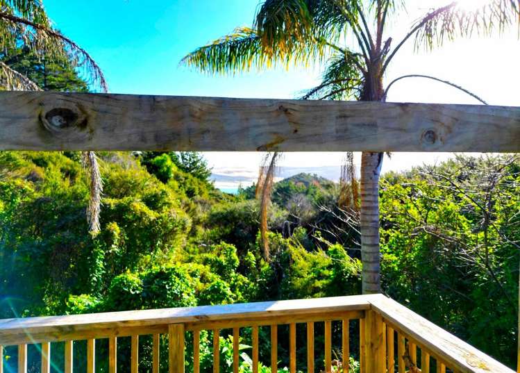 143 Kokohuia Road Omapere_11