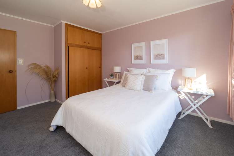 34 Pages Road Allenton_12