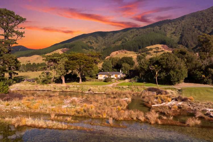 793 Manaroa Road Marlborough Sounds_23