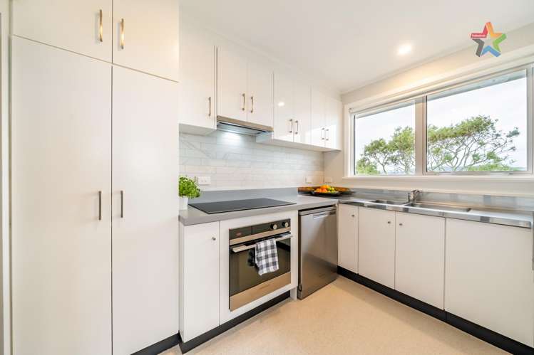 4/30 London Road Korokoro_11