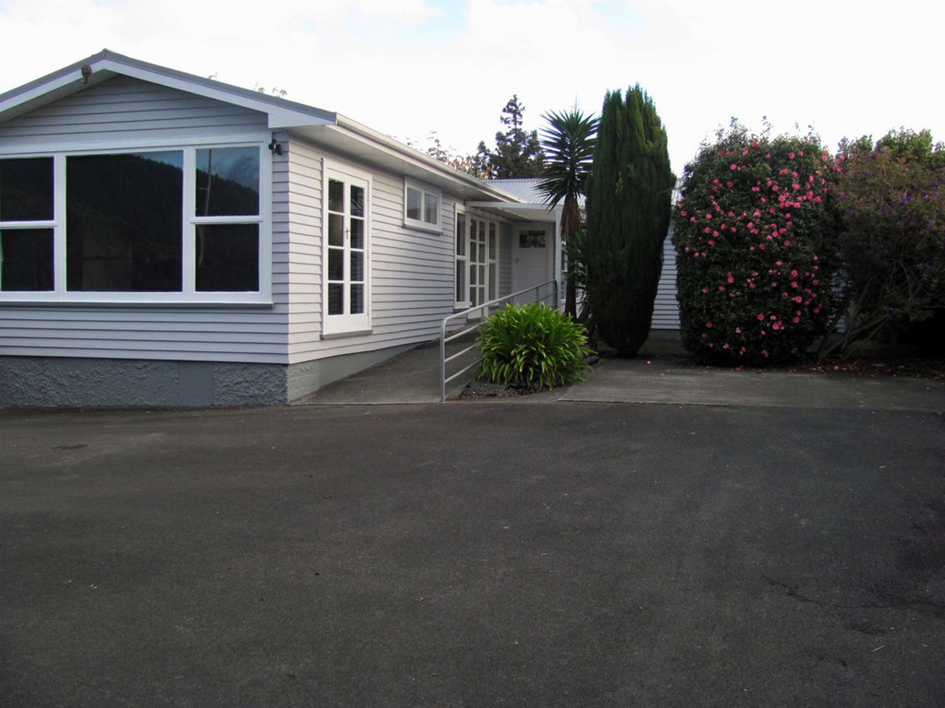 27 Kapiti Road Paraparaumu_0