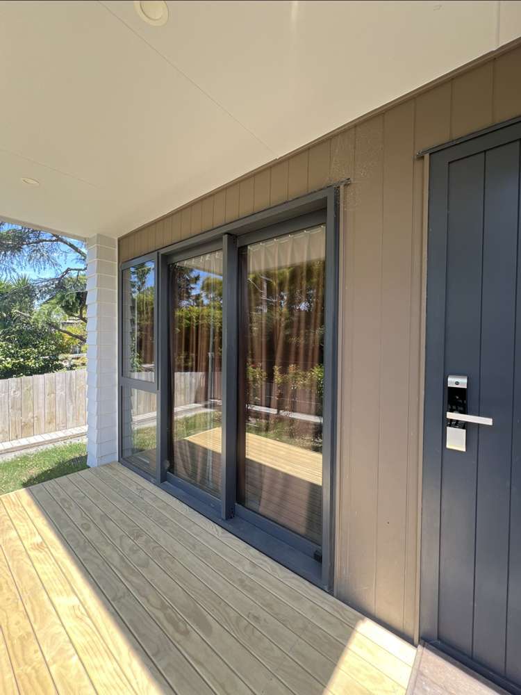 1D Dundale Avenue Blockhouse Bay_1