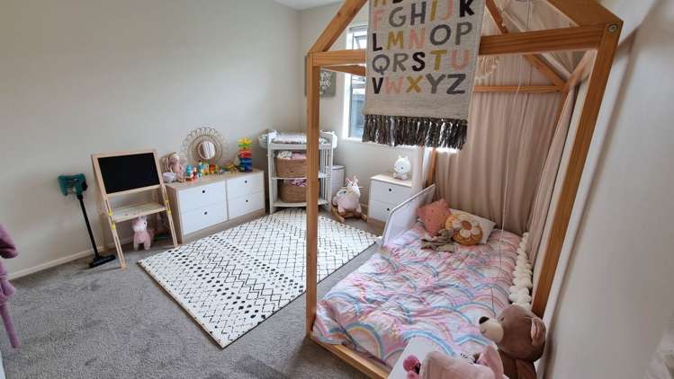 21 Defender Crescent Beachlands_8