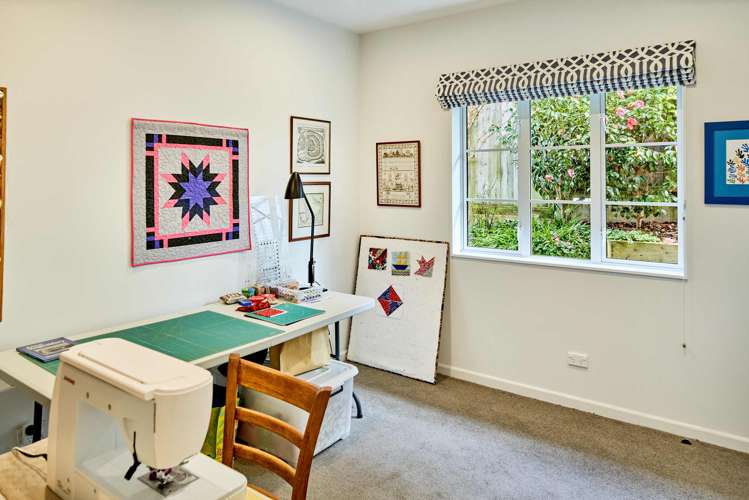 21 Pendennis Point Camborne_12