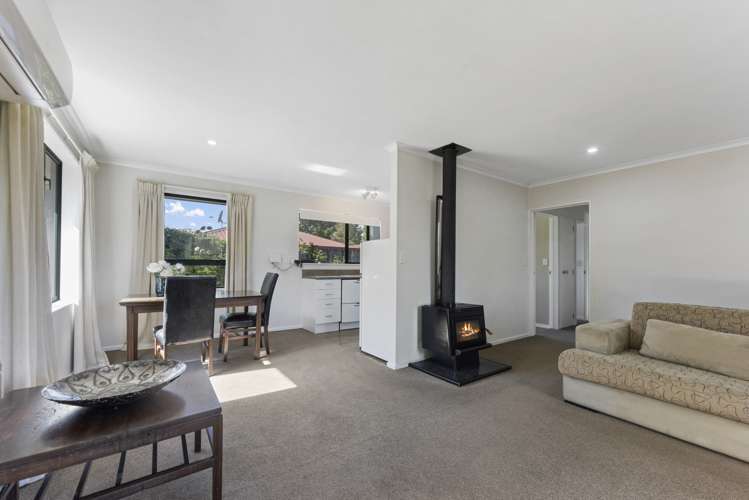 39 Lord Auckland Road Wakefield_8