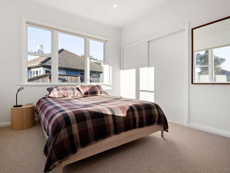 22 Plunket Terrace Hamilton East_5