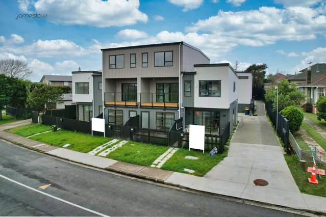 6/67 Kervil Avenue Te Atatu Peninsula_1