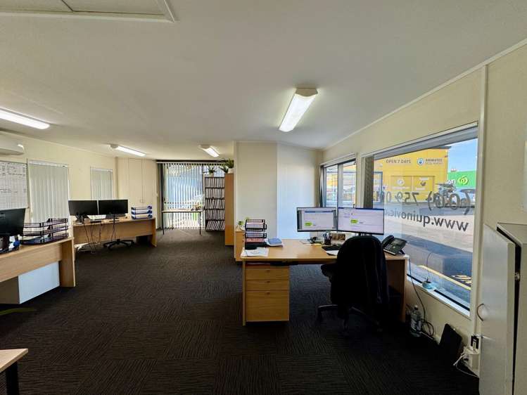 163 Courtenay Street New Plymouth_6