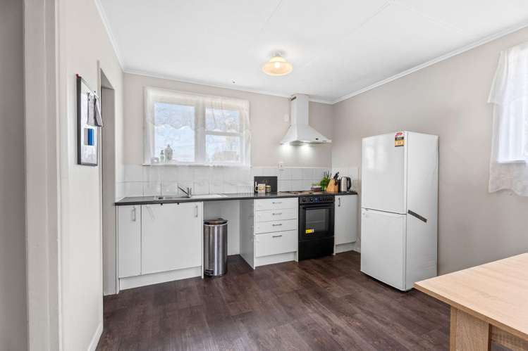 19 Eliot Street Enderley_2