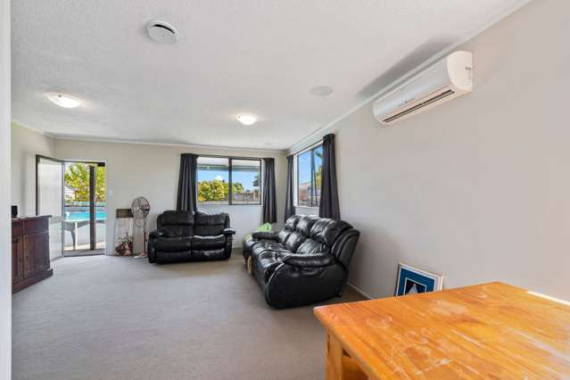 3b Greta Street Glenview_3