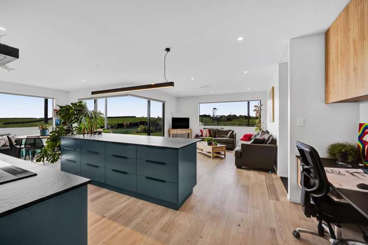 298 Denby Road Hawera_15