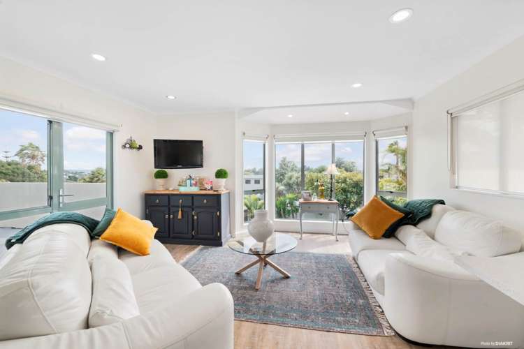 61 Alec Craig Way Gulf Harbour_5