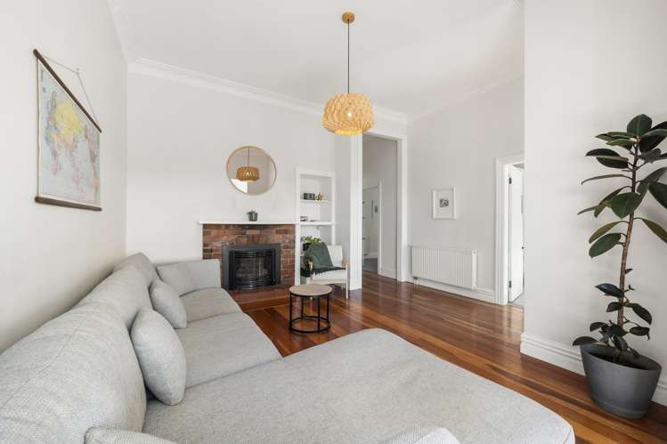 13 Laura Avenue Brooklyn_3