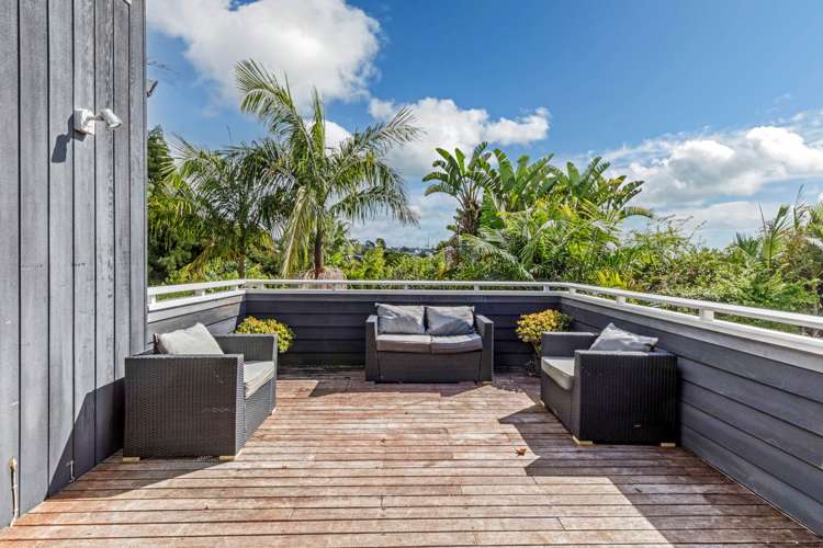 12 Taumata Road Castor Bay_32