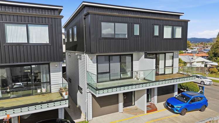 2/19 Kingdale Road_0