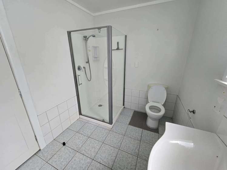 998 Thames Coast SH25 Road Thames_27