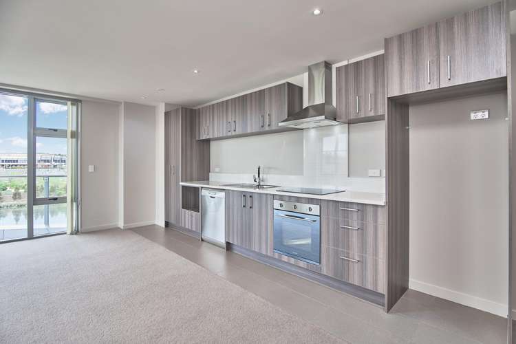 304/5 Rose Garden Lane Albany_5