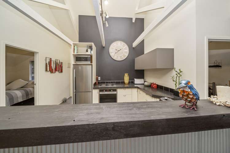 127 Wairau Road Oakura_13