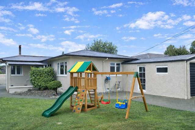 Family Living Made Easy in Stoke