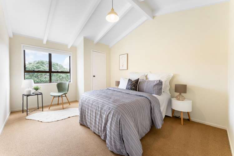 31 Stranolar Drive Mt Roskill_19